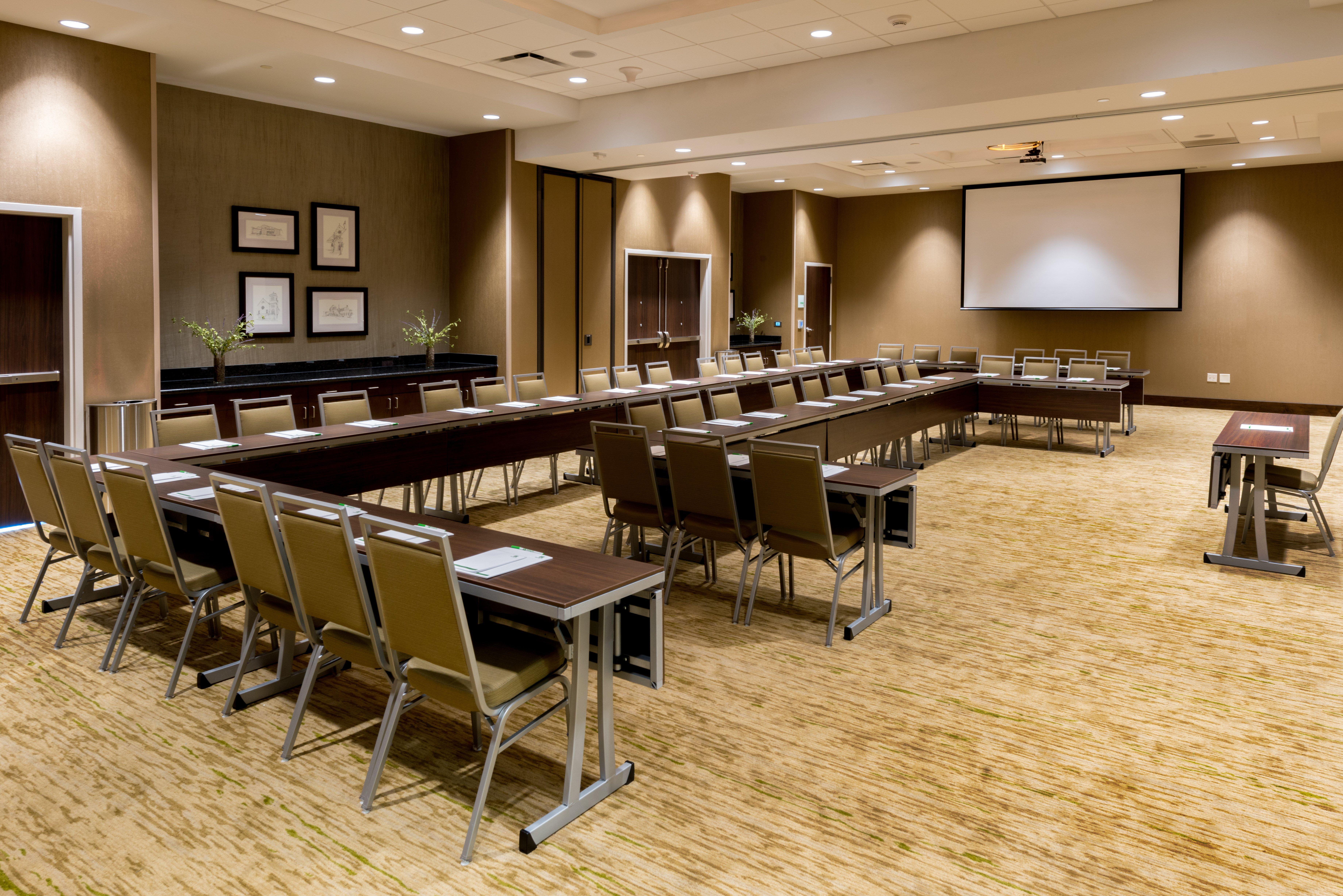 Holiday Inn Lexington - Hamburg By Ihg Екстер'єр фото