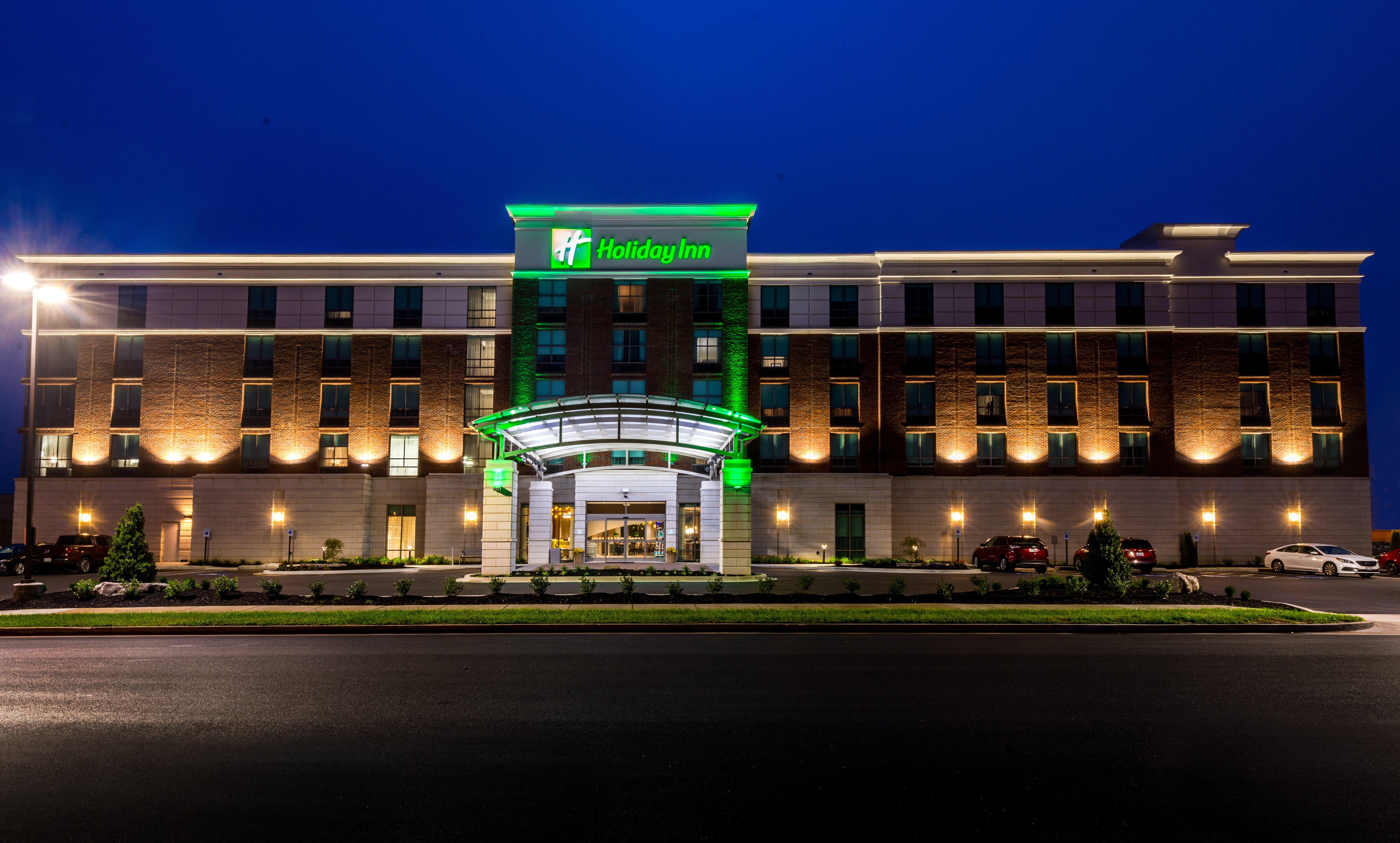 Holiday Inn Lexington - Hamburg By Ihg Екстер'єр фото