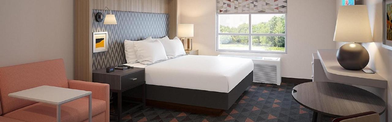 Holiday Inn Lexington - Hamburg By Ihg Екстер'єр фото